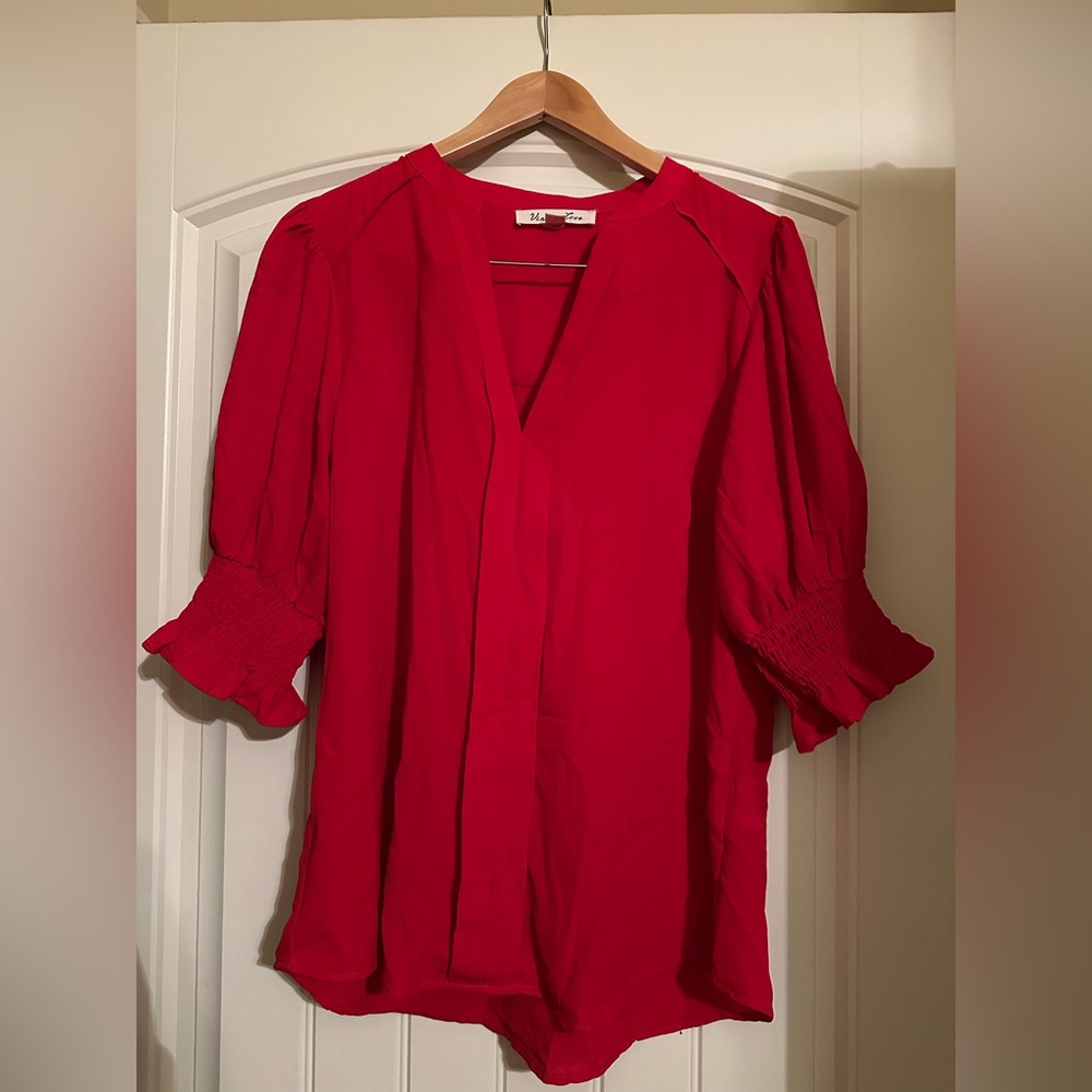 Red tops - Picture 4 of 4